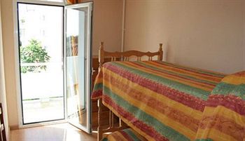 Martha's Apartahotel