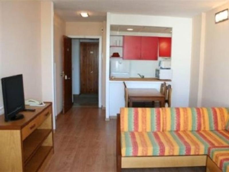 Martha's Apartahotel