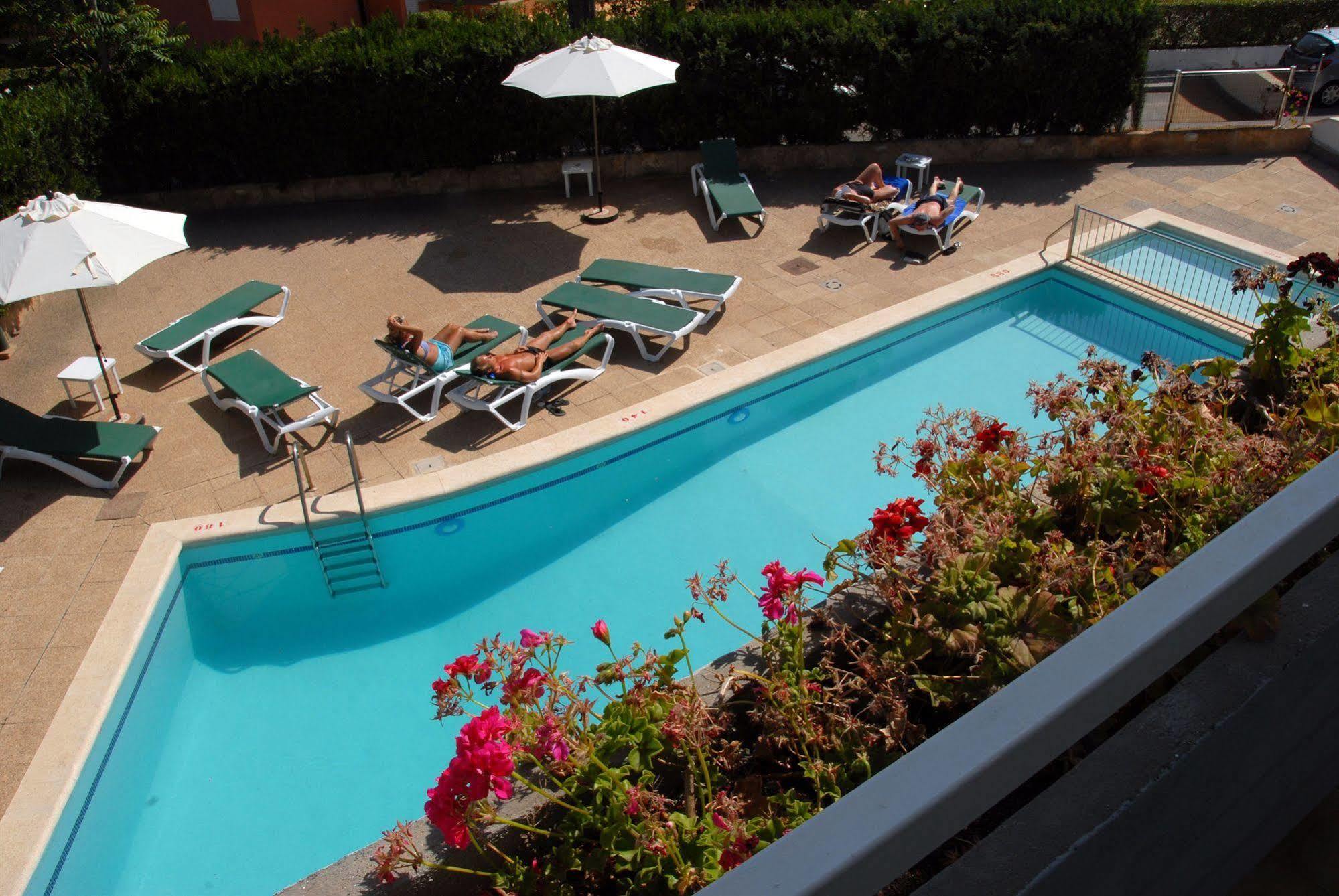 Apartahotel Martha's 2*